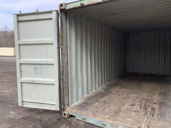 20′ x 8′ x 8.5′ Tall– AS IS Door Seals Show Light Used Shipping / Storage Container – Green - Image 4