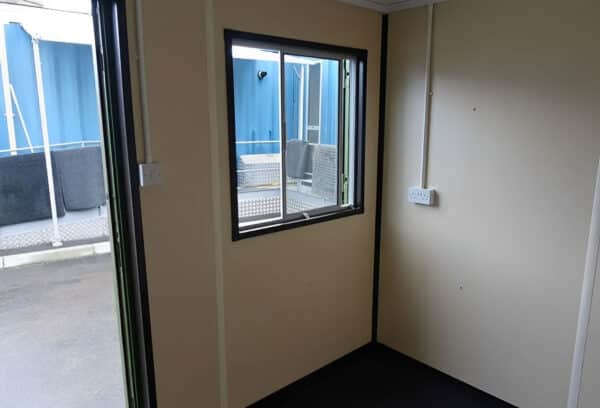 10ft x 8ft Custom Shipping Container Office – Durable Corten Steel, Portable & Weather-Resistant - Image 4
